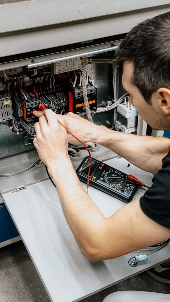 London Kent Cooling - Service image: Commissioning