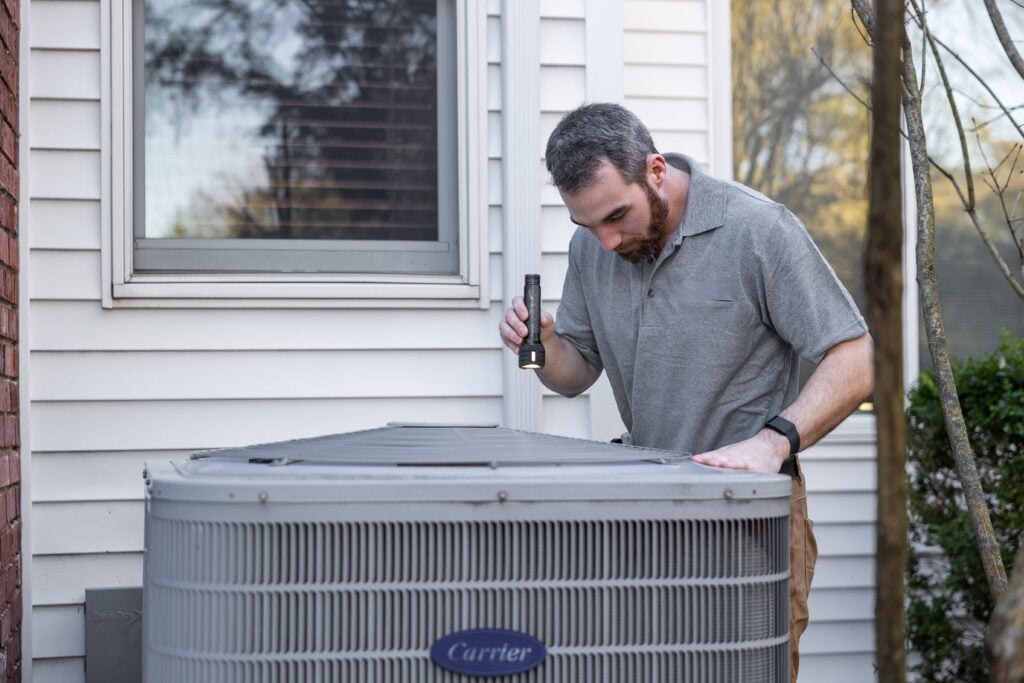 London Kent Cooling - Service image: Servicing & Maintenance